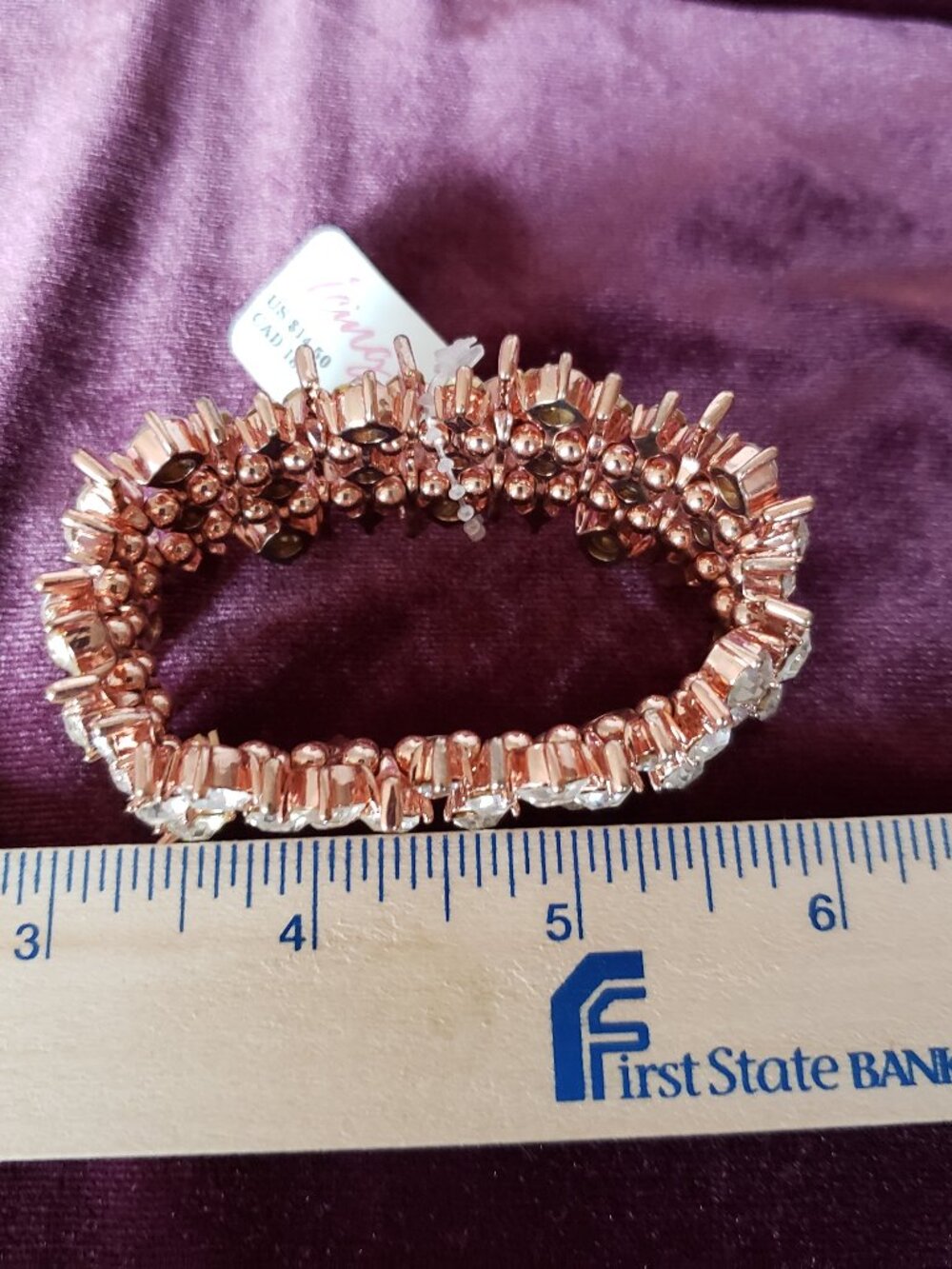 Beautiful Rinstone Bracelet - Picture 2 of 11